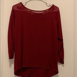 3/4 Maroon Sleeve top with buttons down back